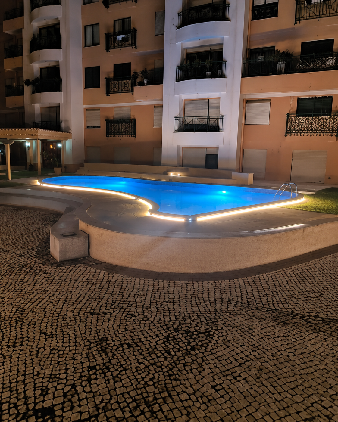 Manutenção e assistência técnica de piscina Volcatti